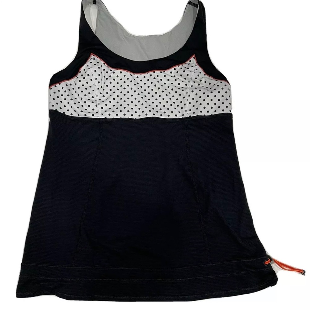 Lululemon women’s drawstring tank size 6 or 8
